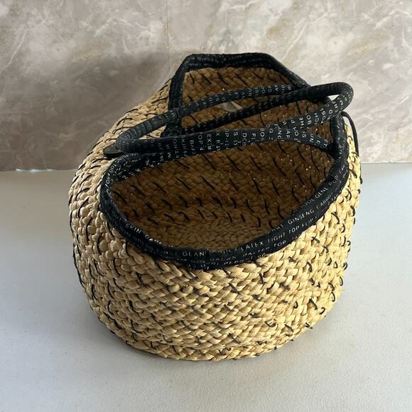 ROXY Straw Oversize Tote Bag With Double Handles Tie Closure - Picture 3 of 14